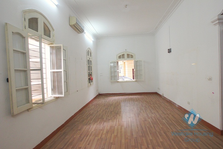 Unfurnished house for rent in Nghi Tam Street, Tay Ho, Hanoi, Good to making School, office